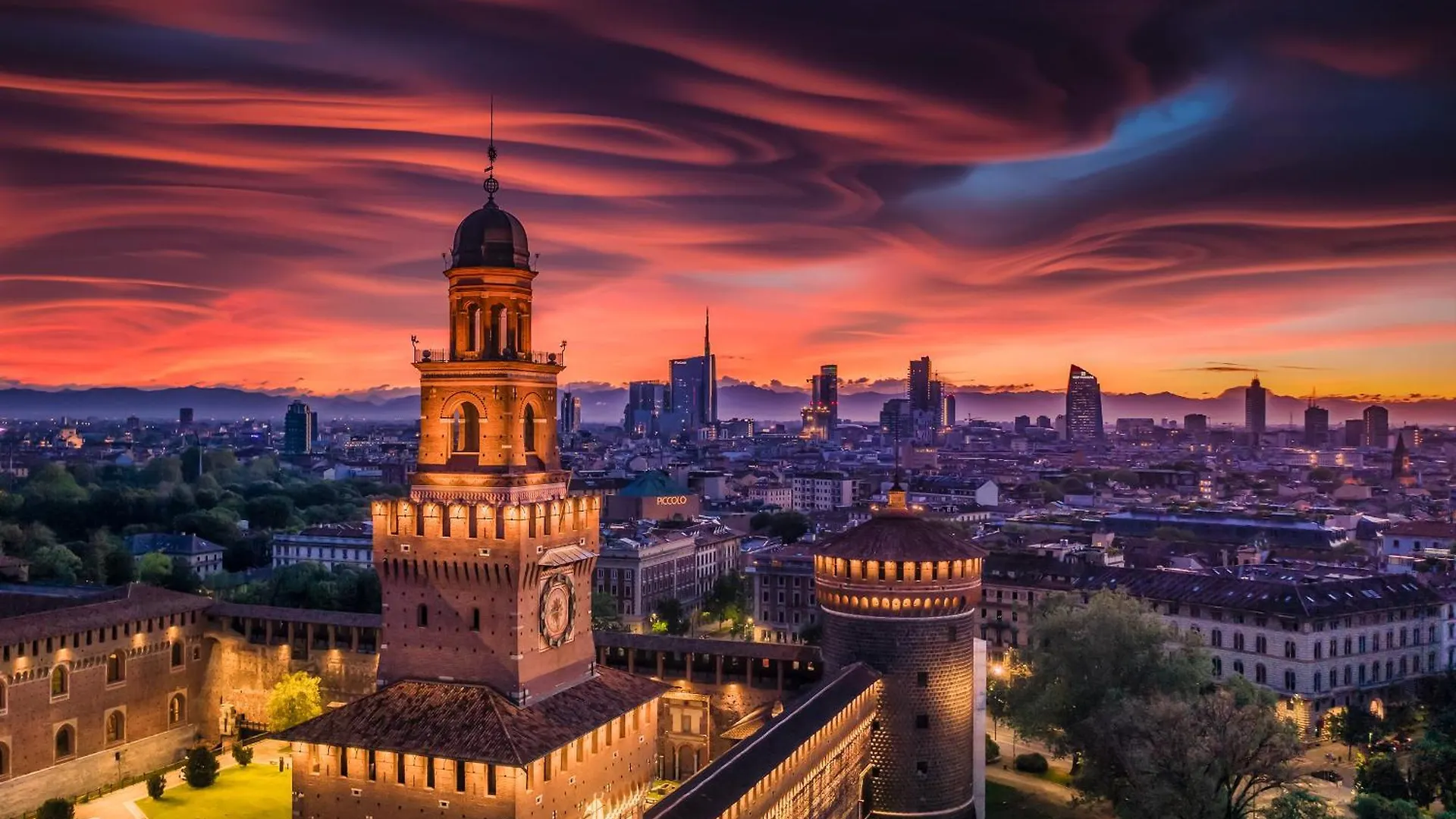 Near Duomo - Free Parking -Terrace - Metro - Ac Lejlighed Milano