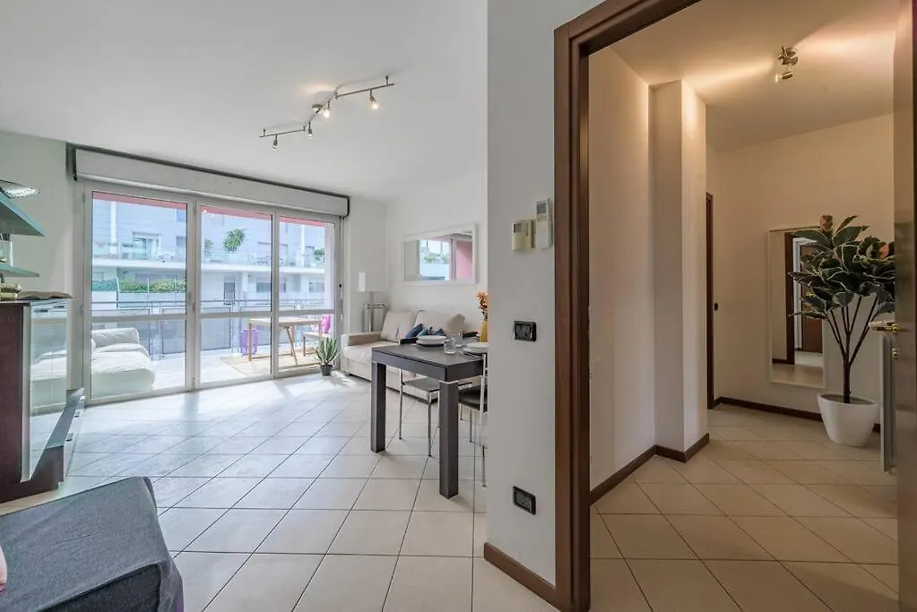 Near Duomo - Free Parking -Terrace - Metro - Ac Lejlighed Milano Italien