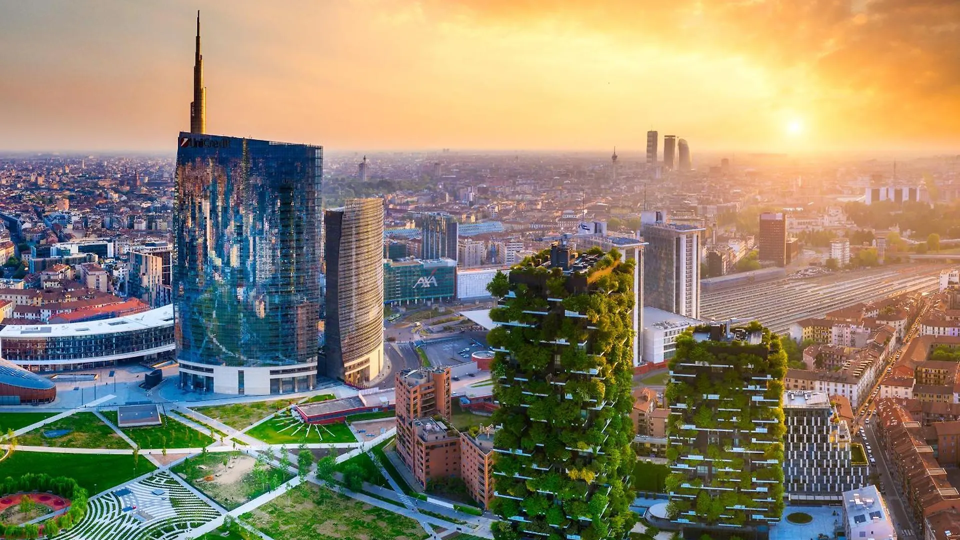 Near Duomo - Free Parking -Terrace - Metro - Ac Lejlighed Milano 0*,  Italien
